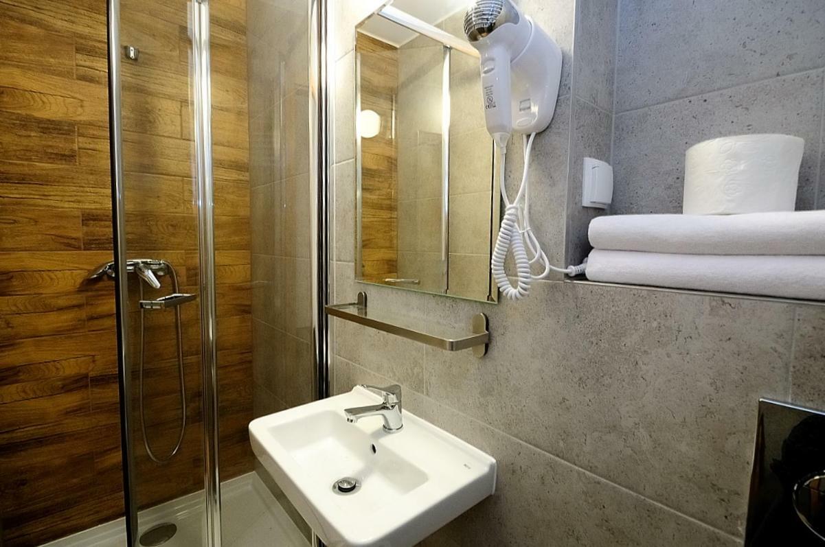 Willa Centrum Zakopane Ngoại thất bức ảnh
